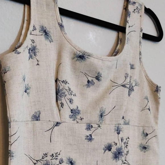 California Concepts | Floral Maxi Market Dress - Picture 7 of 8